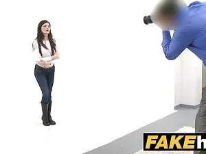 Bang Bang no casting ...