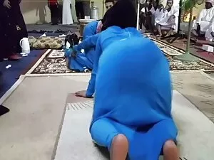 tem uma porno os mel ...