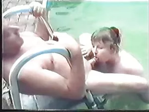 A Chloe é fodida pel ...