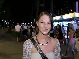 Uma linda rapariga r ...